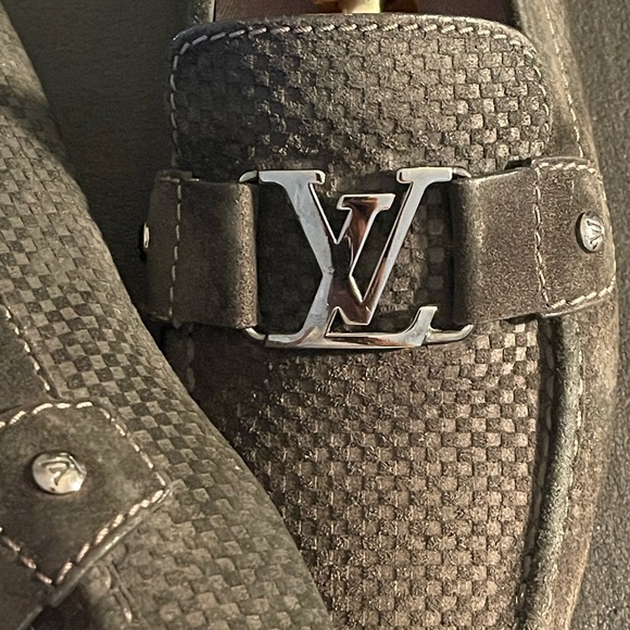 Louis Vuitton LV Buckle Black/Grey Mens Loafers - Picture 2 of 16